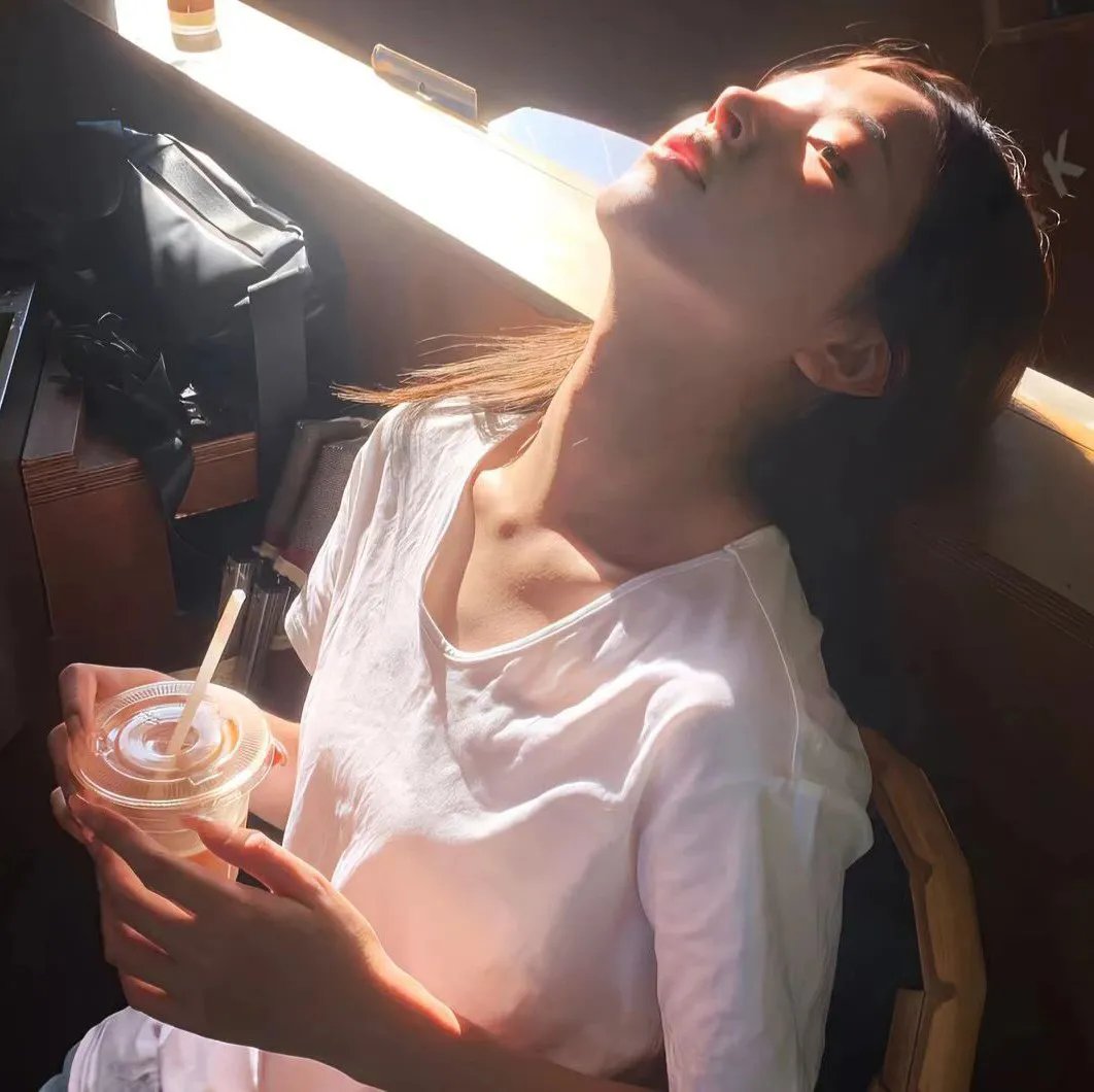 扭计祖宗斗老千